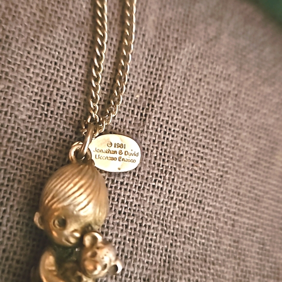 Vintage silver Precious Moments Boy w teddy bear necklace dainty 1981 - Picture 7 of 8